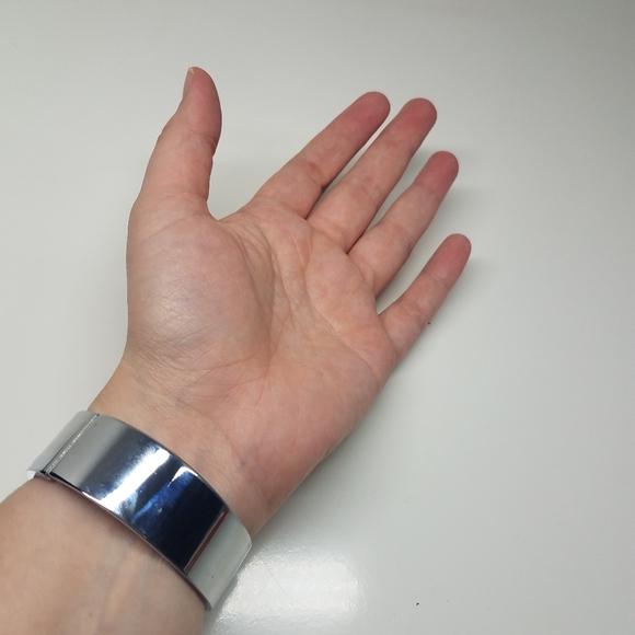 Figaro Couture Silvertone Rhinestone Watch - Picture 7 of 8